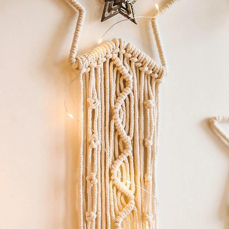 نسيج معلق من Night Sky Macrame Dreamcatcher